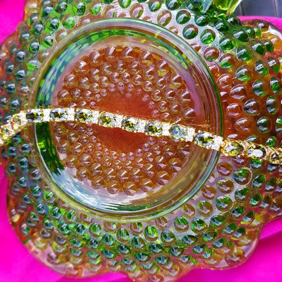 Classy Gemstones & Rhinestones Bracelet NWOT - Picture 4 of 6